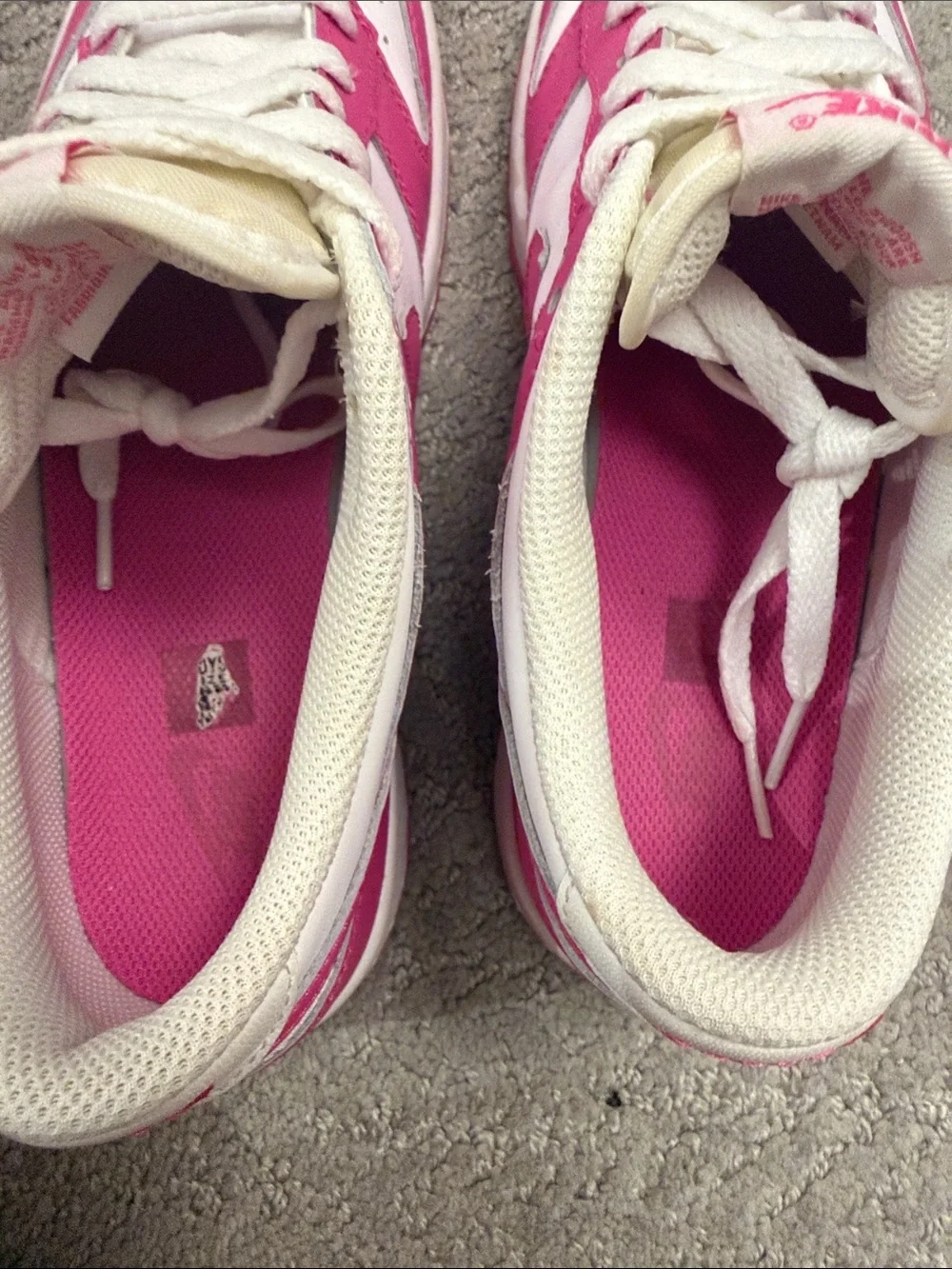 Nike Kids Low-Top Sneakers - White & Pink